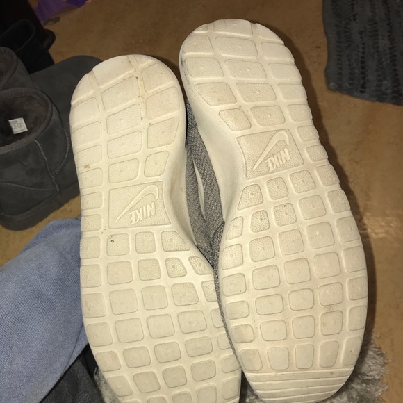 NIKE ROSHES - Picture 4 of 4